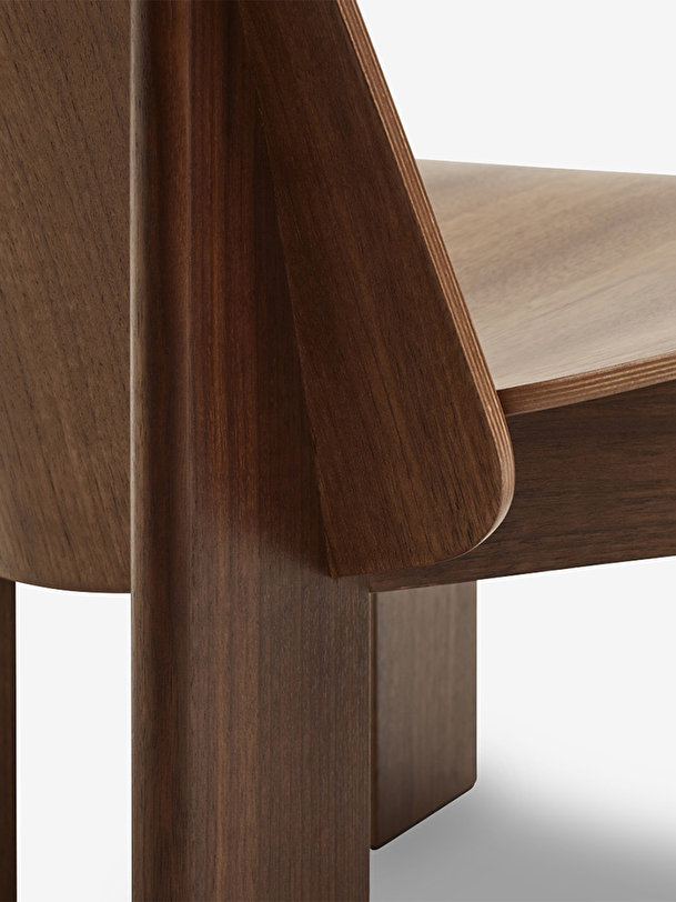 cincel sillón de madera natural