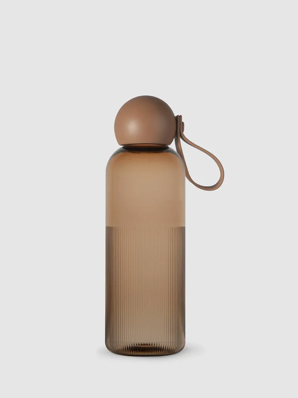 tura de la botella de agua - sagaforms marrón