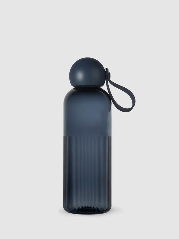 tura de la botella de agua - sagaforms azul