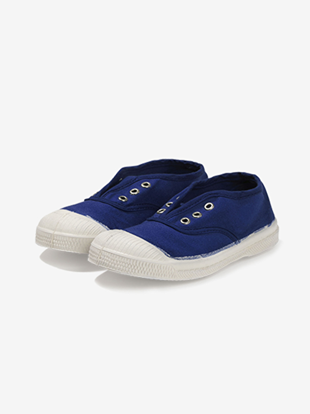 los niños cordones de tenis de color azul brillante