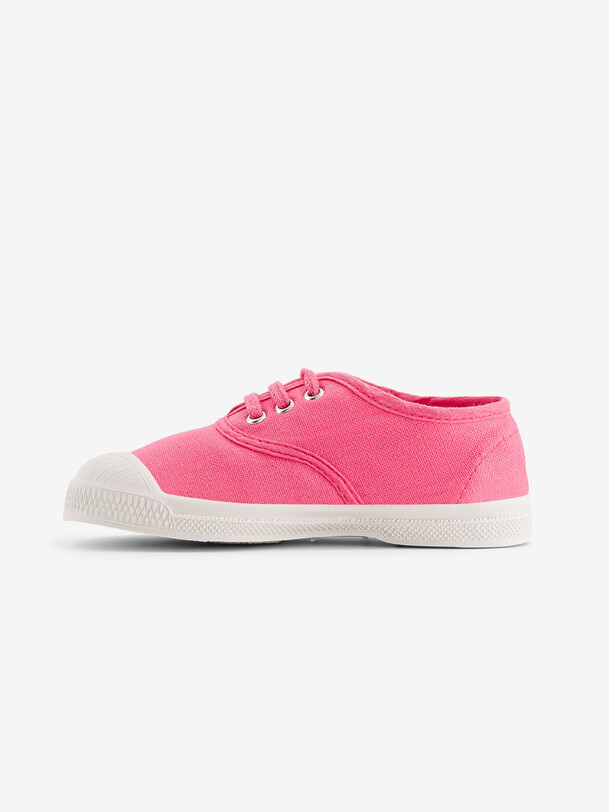 los niños cordones de los tenis de azalea