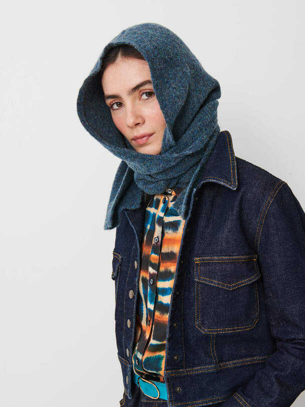 ophelia bufanda en el extranjero