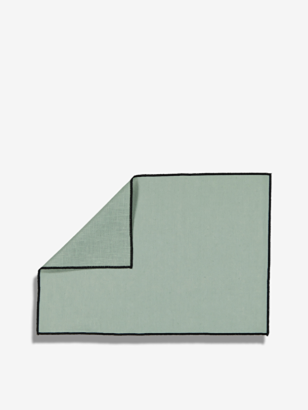 conjunto de celadon recubierto de ropa de mesa de 35x48 celadon