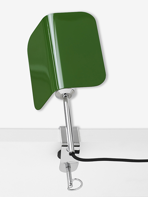 el ápice de la lámpara de clip verde