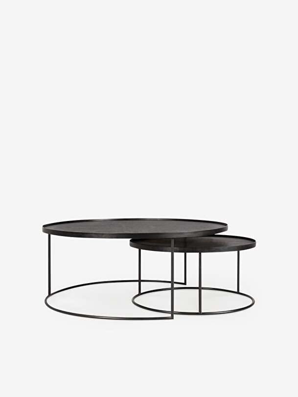 conjunto de mesas con bandejas negro