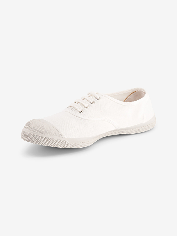 la mujer tenis zapatos con cordones de los zapatos blancos